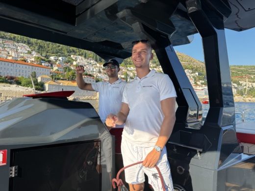 Dubrownik Motorboat Alesta Marine Raptor alt tag text