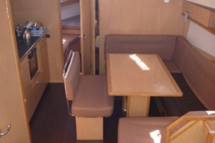 Alugue este veleiro para conhecer Rostock e suas l