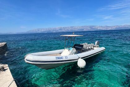 Hire RIB Lolivul Rib boat 9.0pro Makarska