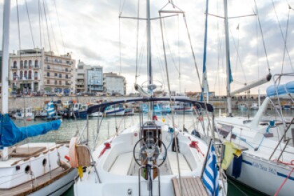 Half Day Private Trip to Dia  Dufour 32