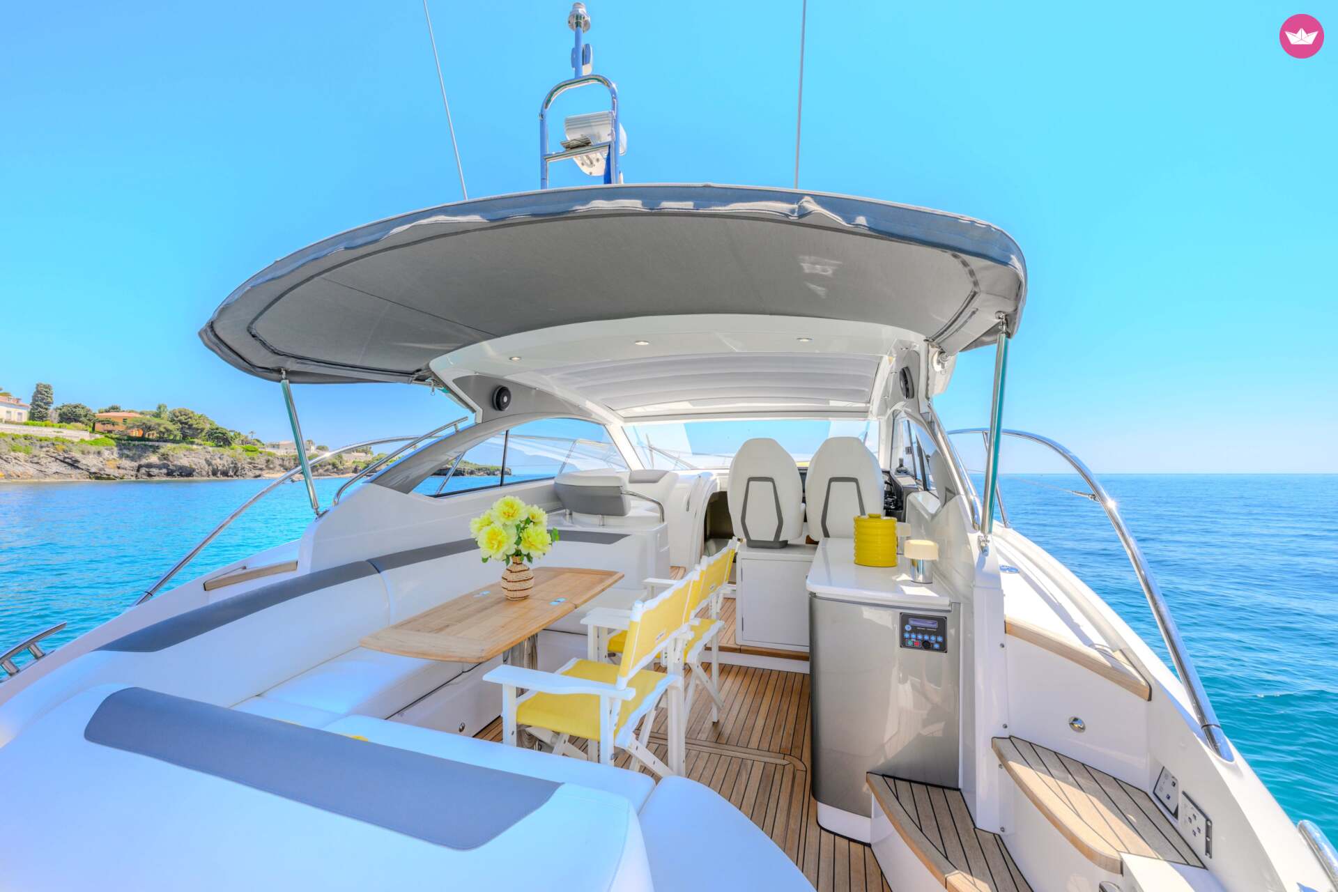 Bateau à moteur Princess V40 680cv 2
