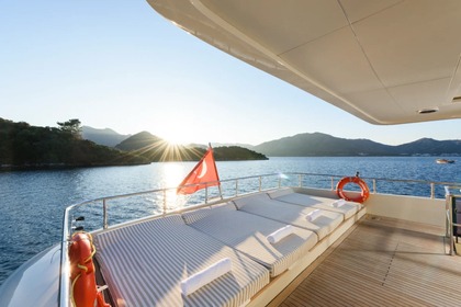 Luxury Aboard-26m Trawler Tanway