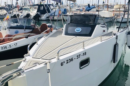 Rental Motorboat Nuva 6 Sitges