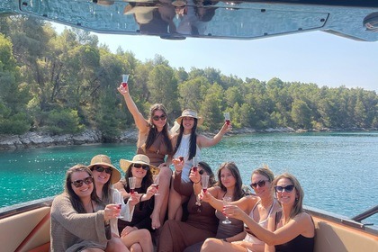 Raptor Parasailing 37