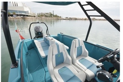 Mallorca Boat Rental – Axopar 22 from Puerto Portals + Water Toys