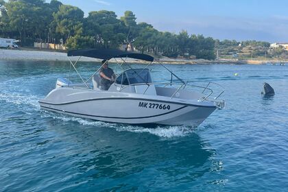 Miete Motorboot Quicksilver Activ 675 Open Pula