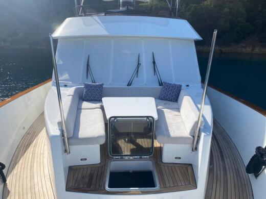 Motorboat  Trawler 77 Planimetria della barca