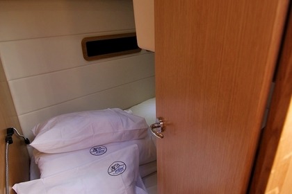 SAS VEKTOR Adriana 36