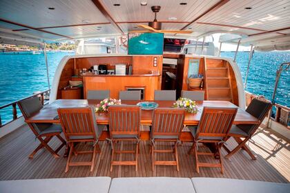 Luxury Gulet With A Flybridge Lounge
