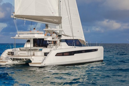 Charter Catamaran  LEOPARD 50 SKIPPER OBLIGATOIRE Saint-Raphaël