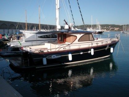 Location Bateau à moteur Abati Yacht Portland 55 Sperlonga