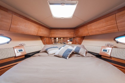 Azimut Atlantis 55''