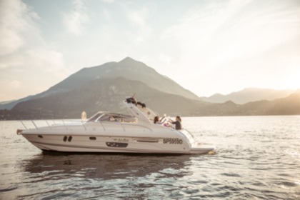 Hyra båt Motorbåt Chartercomo , elegance and comfort yacht in Como 345 Como