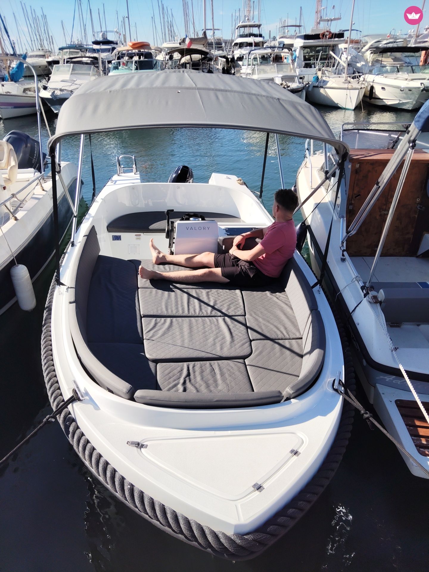 Bateau sans permis  boatbuilding motor yacht Valory 555 6cv 7