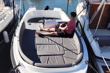 Rental Boat without license  boatbuilding motor yacht Valory 555 Cannes