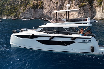 Yacht Catamarano a motore Prestige M48 (no vela)