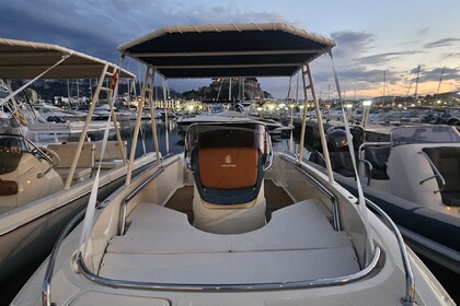 Alquiler Lancha INVICTUS Cappoforte fx200 Jávea