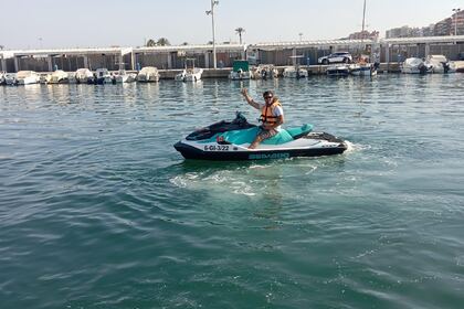 Miete Boot ohne Führerschein  Seadoo JETSKI  70€   30 minutos     130 EUR 1 Hora Fuengirola