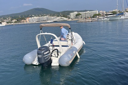 Rental RIB Zodiac Medline 2 Sainte-Maxime