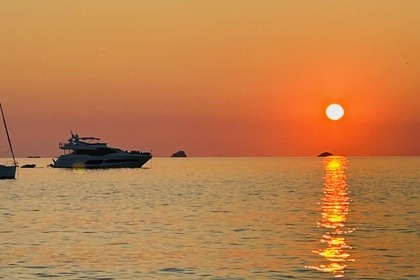 ISOLE CANARIE Giornata di navigazione o CHARTER al giorno