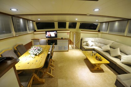 ECE ARİNA – Luxury 24m Gulet with Professional Crew