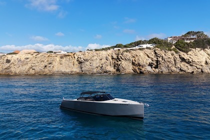 Hire Motorboat Vandutch 40 Ibiza