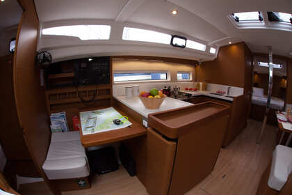 Jeanneau Sun Odyssey 440