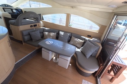 Ενοικίαση πολυτελούς γιοτ στη Marina El Portet Denia "Astondoa 45 Fly 960cv"