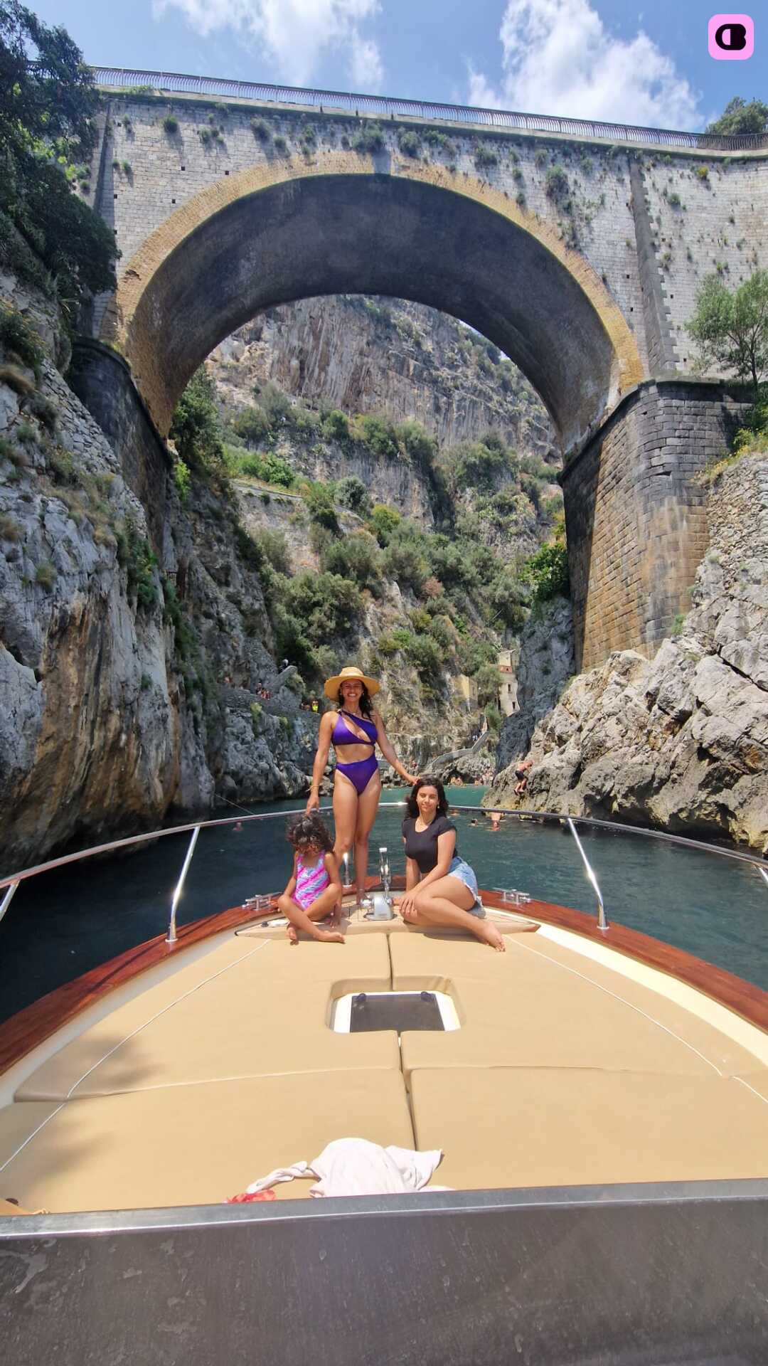 Bateau à moteur Tirrenia Viveur 28 230cv 6