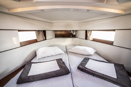 Beneteau Oceanis 38.1 2019