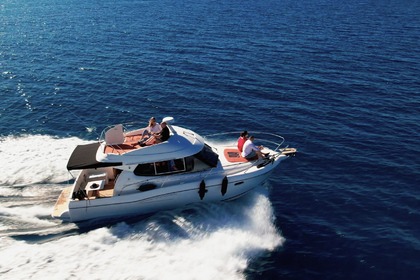 Charter Motorboat Jeanneau Merry Fisher 925 Zadar