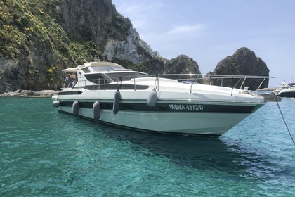 Noleggio Barca a motore PERSHING 52 Ponza