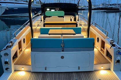 ¡Descubre la Italyure 38: Tu Experiencia de Lujo en el Mar te Espera!