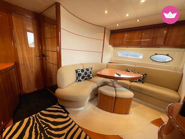Bateau à moteur Pershing 43 647cv 8