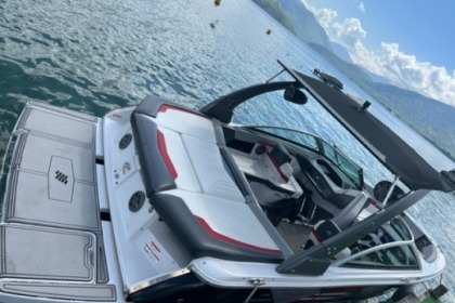 Hire Motorboat Four Winns Horizon 210 Rs Annecy