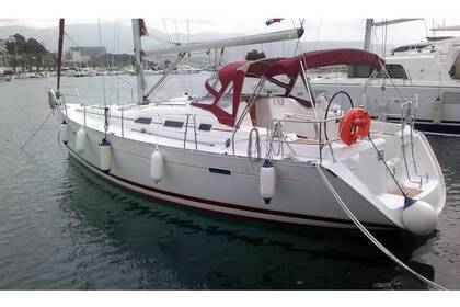 Hire Sailboat  Oceanis 393 Clipper Athens