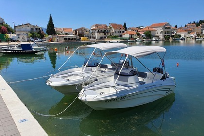 Rental Motorboat Prince 490 Blace