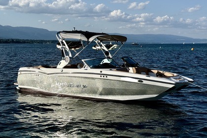 Location Bateau à moteur Mastercraft XStar Genève