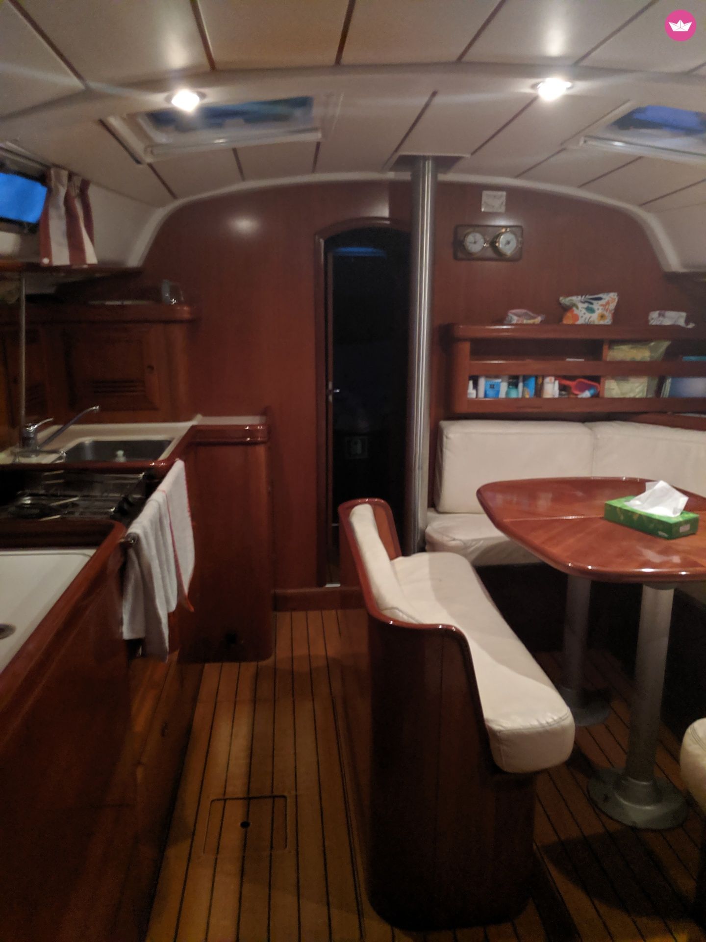Beneteau Oceanis Clipper 411 in Athens  