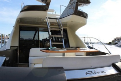 Hire Motorboat Riva 56 sportriva Cannes