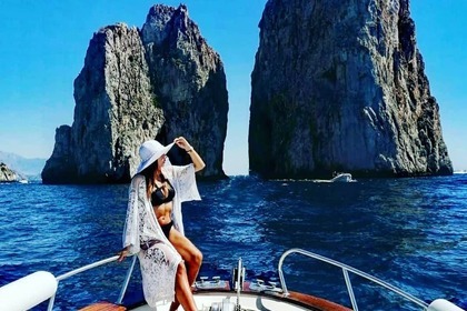 Miete Motorboot Fratelli Aprea 750 Open Cruise Capri