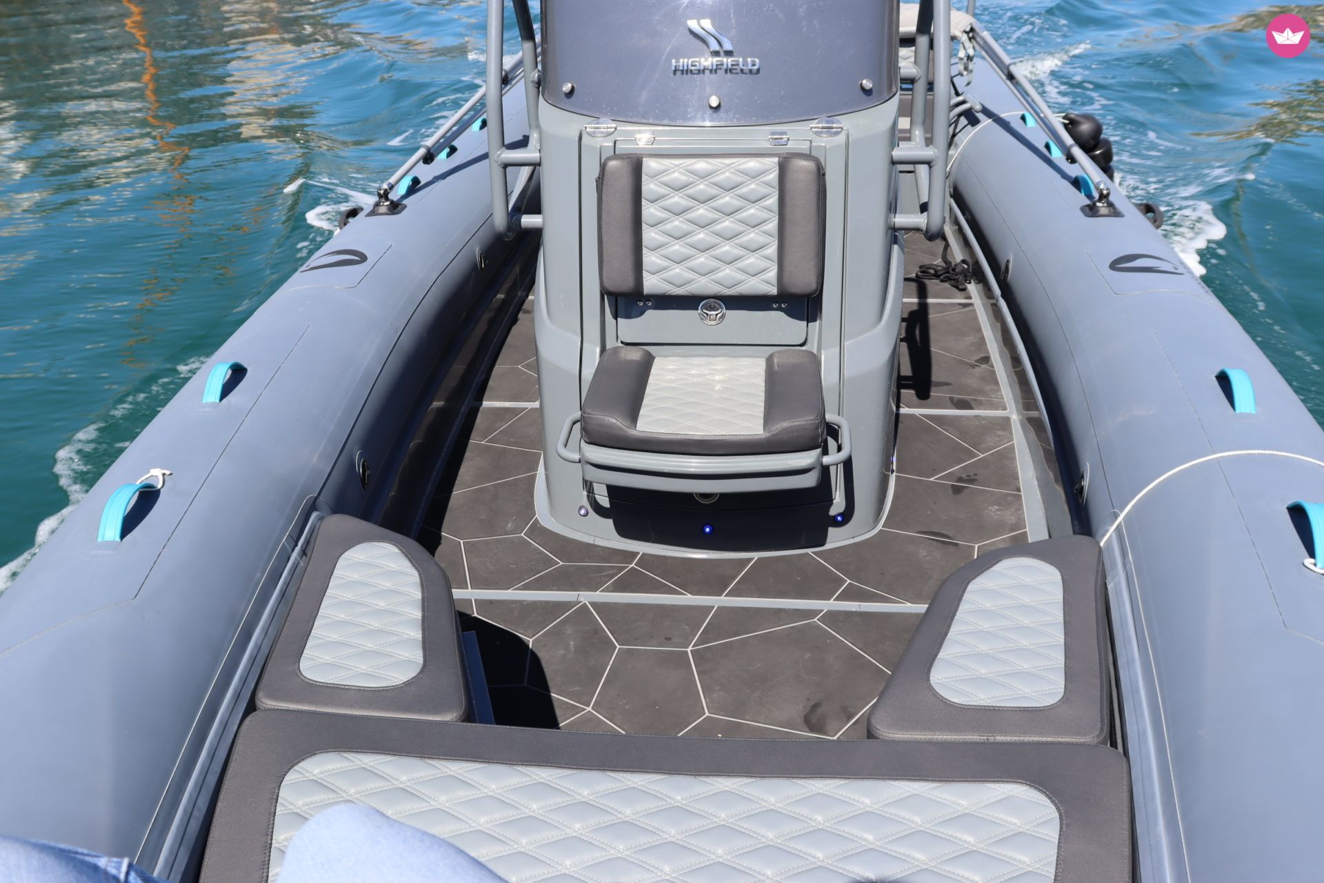 Bateau à moteur Highfield Sport 700 200cv 3