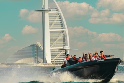 Verhuur Motorboot SKIPPER BSK 2019 Dubai