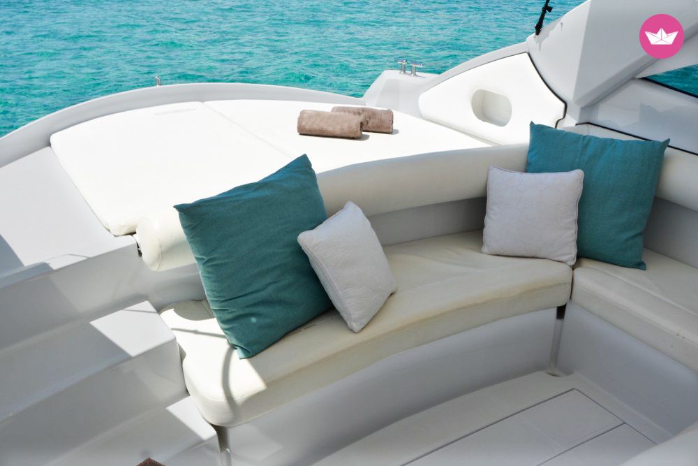 Bateau à moteur PERSHING 37 800cv 6
