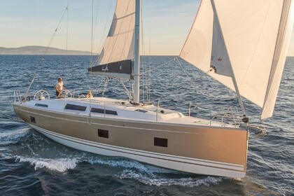 Чартер Парусная яхта Hanse Hanse 418 Афины