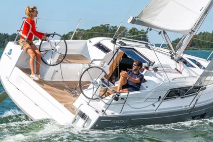 Hyra båt Segelbåt  OCEANIS 30.1 Toulon