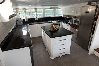 Luxury Gulet Charter in Fethiye – 20-Person Capacity