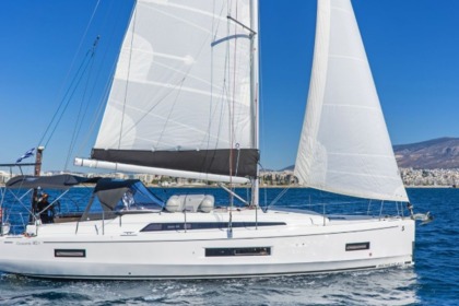 Miete Segelboot Bénéteau Oceanis 40.1 Alimos