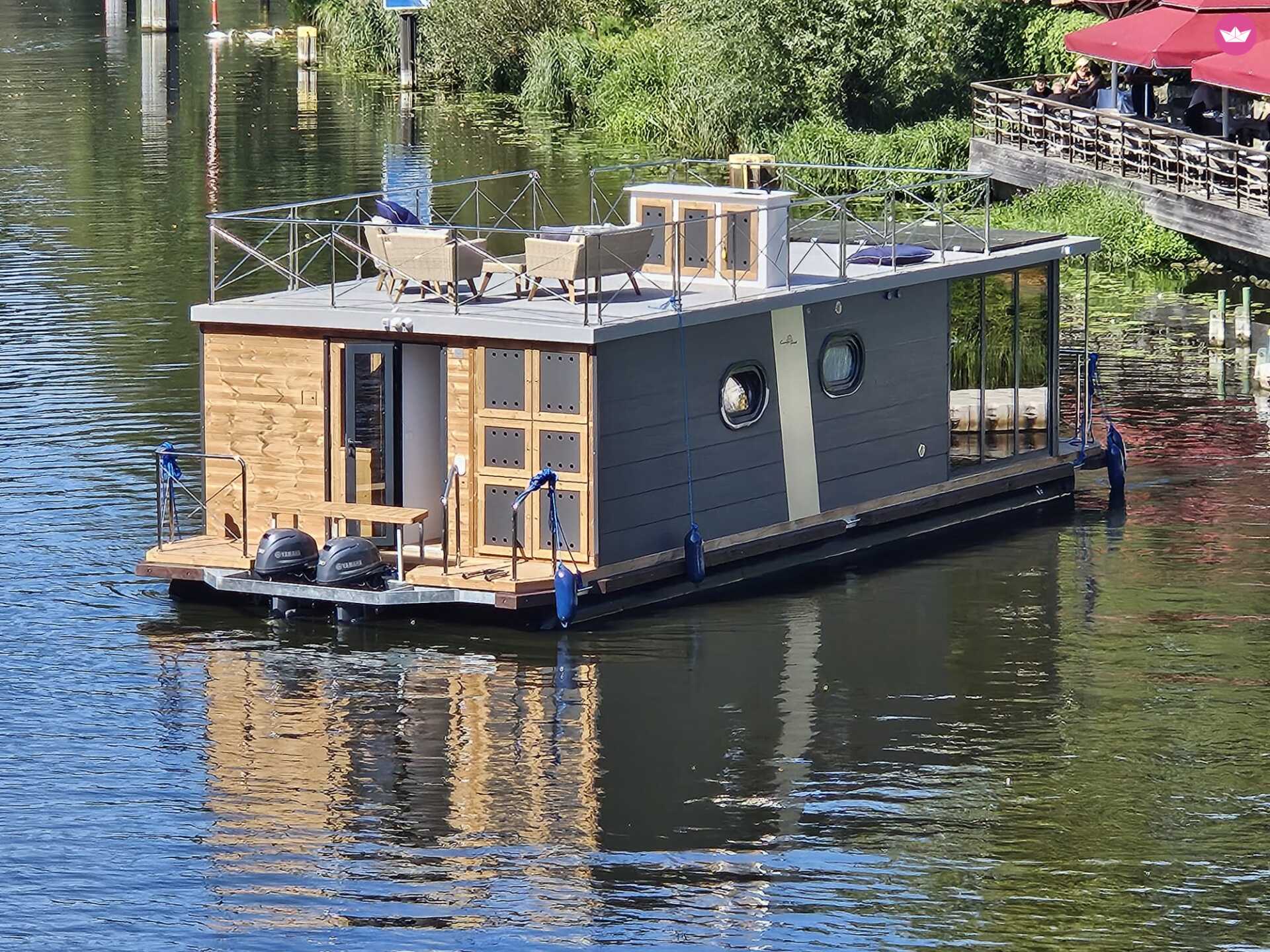 Péniche RIVO SP.ZO.O.KRS 0000739680 Campi 460