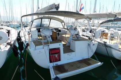 Hire Sailboat Hanse Yachts Hanse 455 Punat